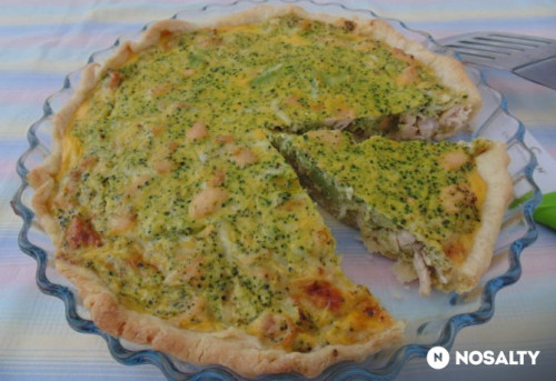 Brokkolis-csirkés pite